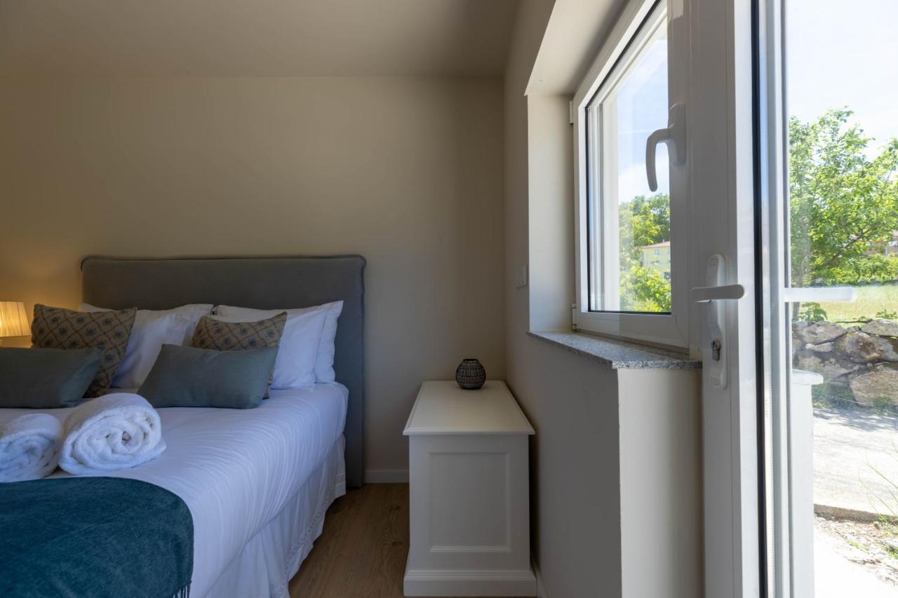 Green Apartment Pedras Salgadas Bagian luar foto